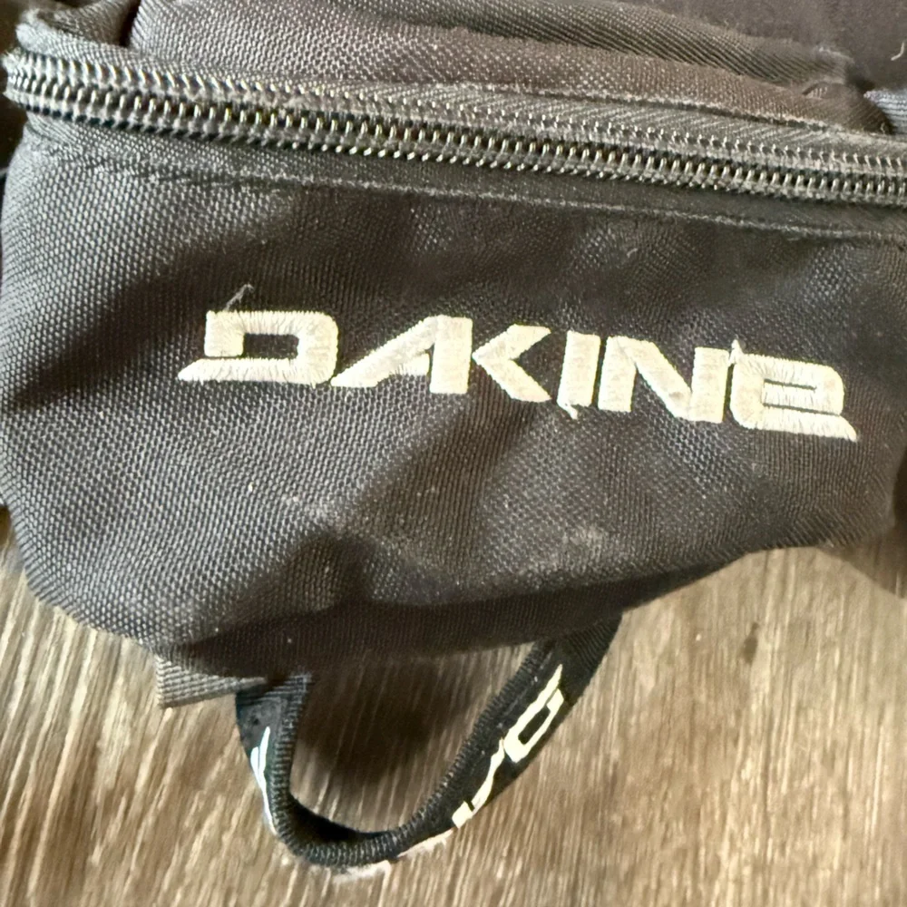 Dakine heli pro